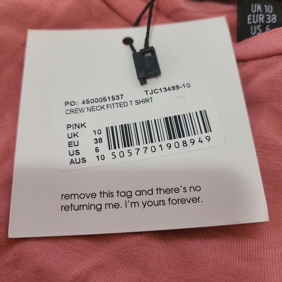 US6 Crew Neck Fitted T Shirt in Pink Missguided - Picture 3 of 9